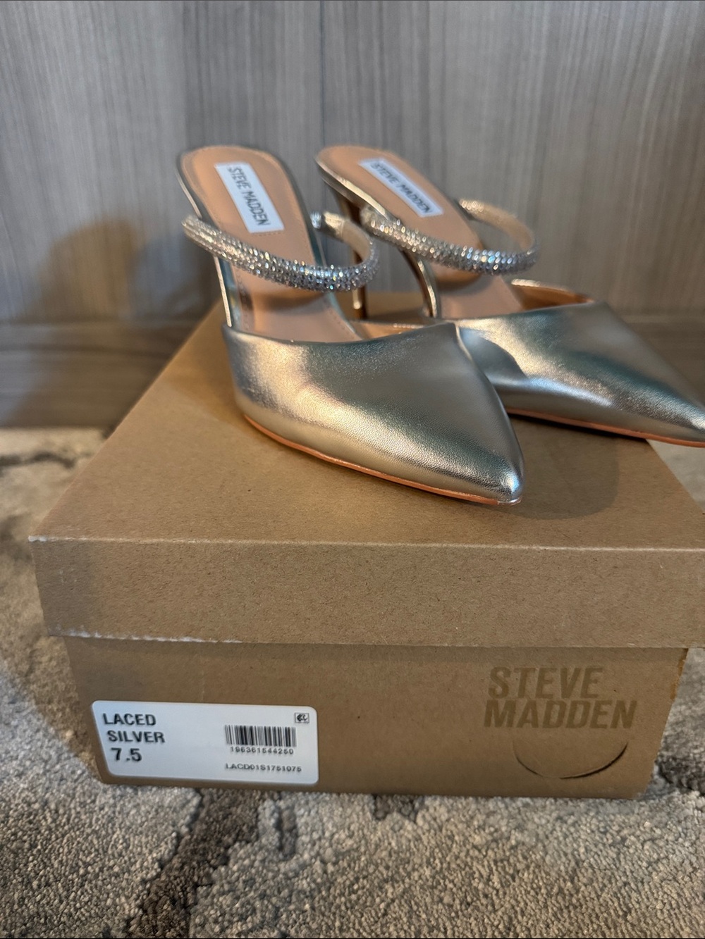 Steve Madden Silver Pointed Crystal-Embellished Slip-On Mules - Picture 2 of 4